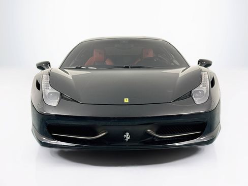 Used 2014 Ferrari 458 Italia Coupe RWD image 2