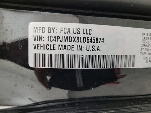 Used 2020 Jeep Cherokee Limited w/ Technology Group image 33