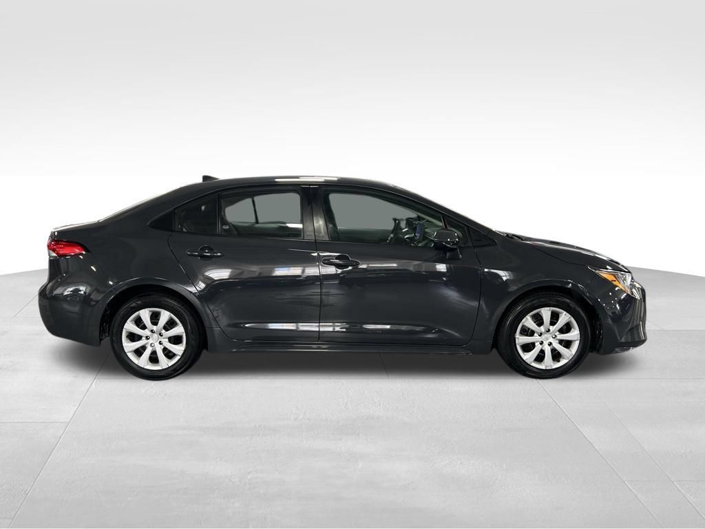 Used 2024 Toyota Corolla LE FWD image 6