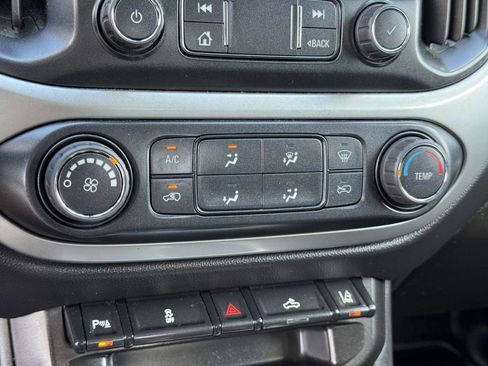 Used 2022 Chevrolet Colorado LT w/ Fleet Safety Package RWD image 5