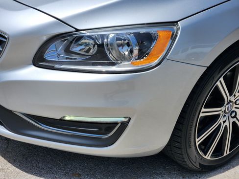Used 2016 Volvo S60 T5 Premier FWD image 25