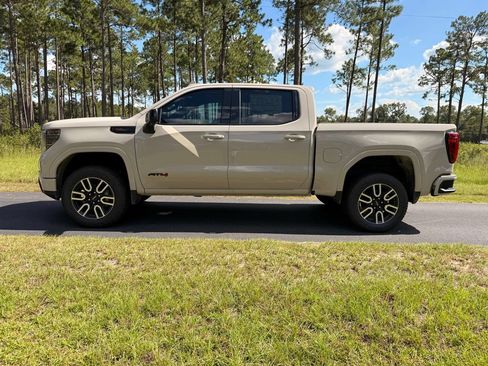 New 2026 GMC Sierra 1500 AT4 w/ Technology Package AWD/4WD image 2