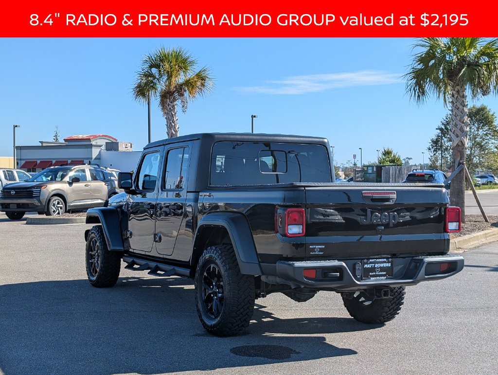Used 2022 Jeep Gladiator Sport AWD/4WD image 3