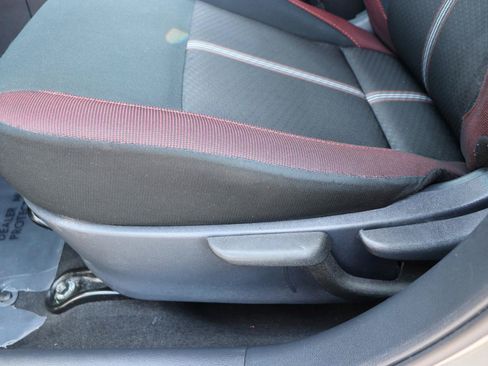 Used 2024 Nissan Versa SR FWD image 41