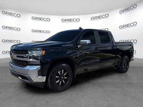 Used 2022 Chevrolet Silverado 1500 LT RWD image 3