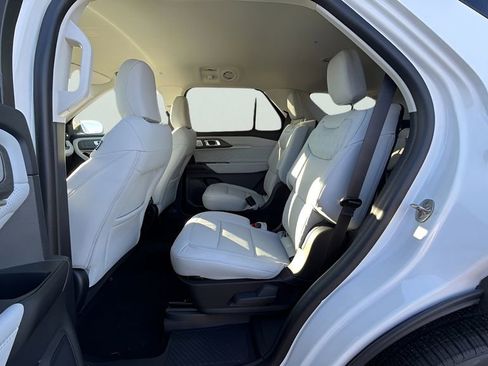 New 2026 Ford Explorer Platinum w/ LUX Leather Package image 23