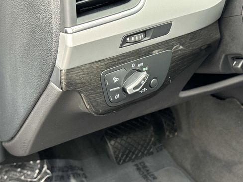 Used 2019 Audi Q7 2.0T Premium w/ Convenience Package image 11