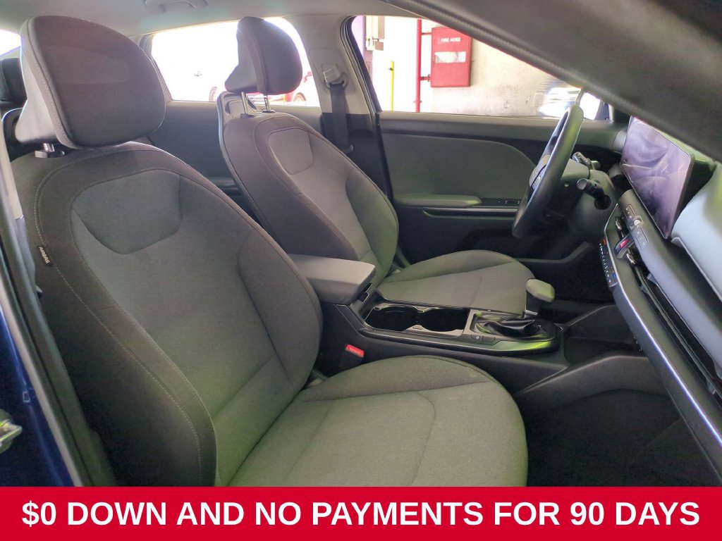 Used 2025 Kia K4 FWD image 28
