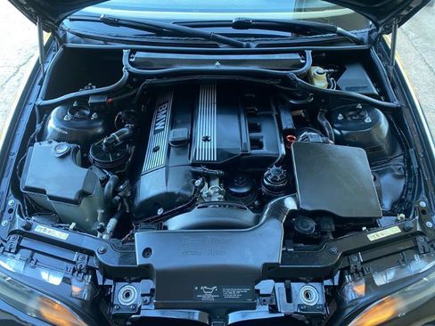 Used 2004 BMW 330Ci Convertible image 15