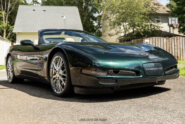 Used 2001 Chevrolet Corvette Convertible w/ Preferred Equipment Group2 RWD image 13