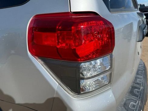 Used 2011 Toyota 4Runner Trail AWD/4WD image 10