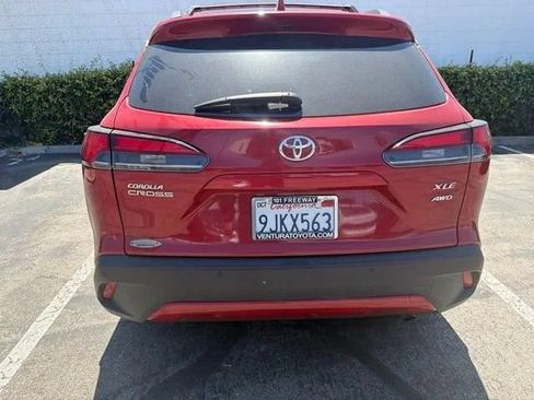 Used 2023 Toyota Corolla Cross XLE w/ Convenience Package AWD/4WD image 8