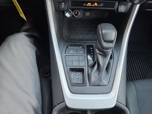 Used 2024 Toyota RAV4 LE image 27