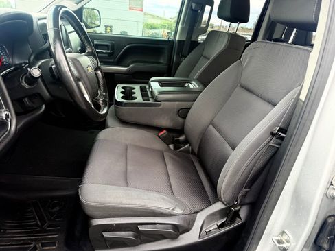 Used 2019 Chevrolet Silverado 1500 LT AWD/4WD image 7