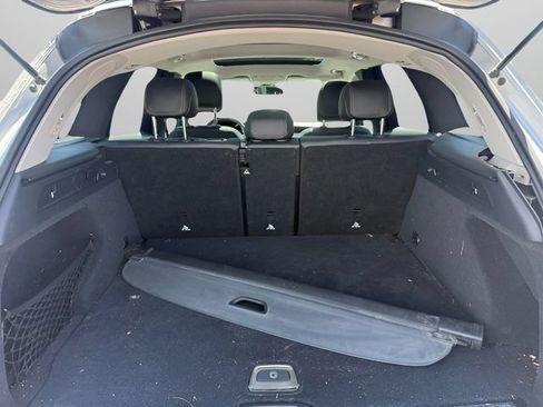 Used 2019 Mercedes-Benz GLC 300 4MATIC image 10