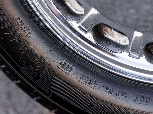 Used 1989 Mercedes-Benz 560 SL image 14