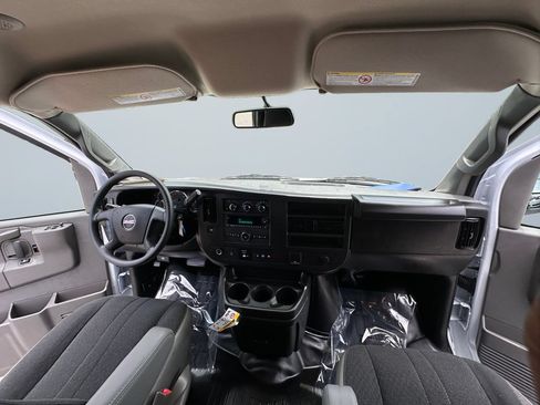 Used 2025 GMC Savana 2500 w/ Driver Convenience Package RWD image 10