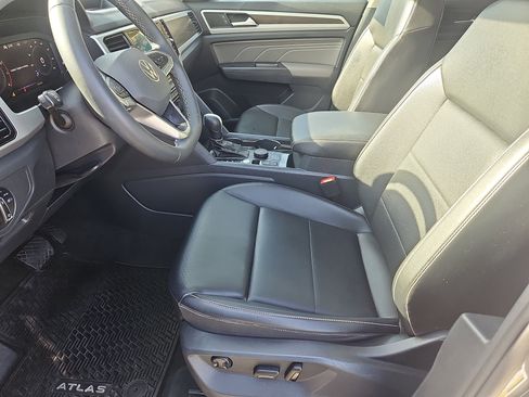Certified 2022 Volkswagen Atlas SE image 27