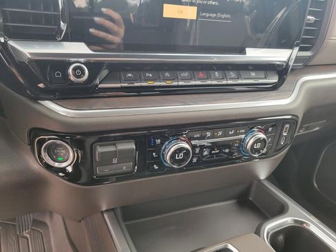 New 2026 GMC Sierra 1500 SLT w/ SLT Premium Plus Package AWD/4WD image 16