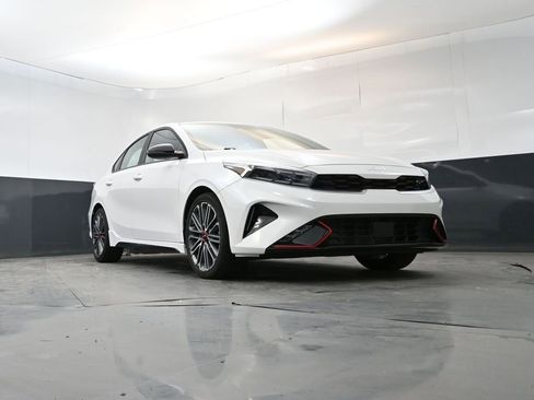 Used 2023 Kia Forte GT w/ GT2 Package FWD image 25