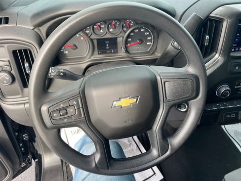 Used 2025 Chevrolet Silverado 1500 W/T w/ WT Convenience Package image 10