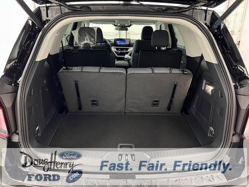 New 2026 Ford Explorer Active image 32