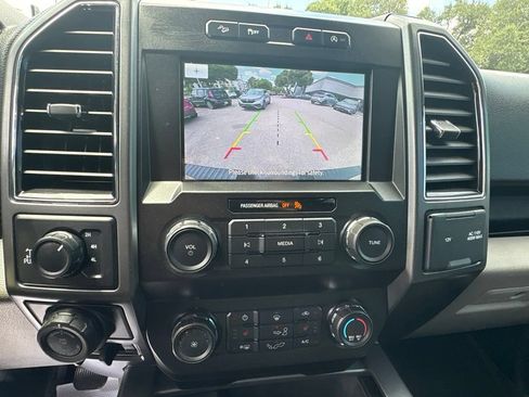 Used 2019 Ford F150 XLT w/ Equipment Group 302A Luxury AWD/4WD image 12