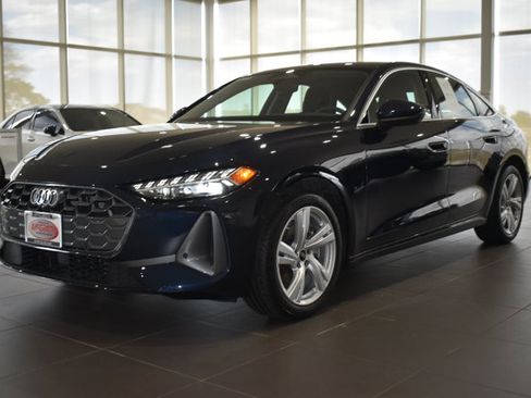 Used 2025 Audi A5 2.0T Premium Plus w/ Premium Plus AWD/4WD image 6