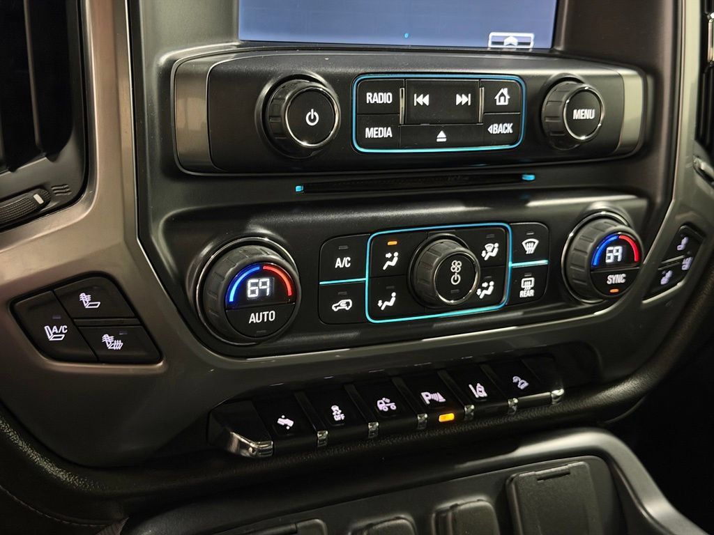 Used 2014 Chevrolet Silverado 1500 LTZ AWD/4WD image 38