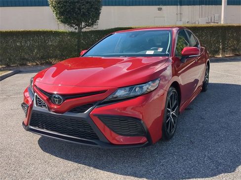 Certified 2023 Toyota Camry SE image 8