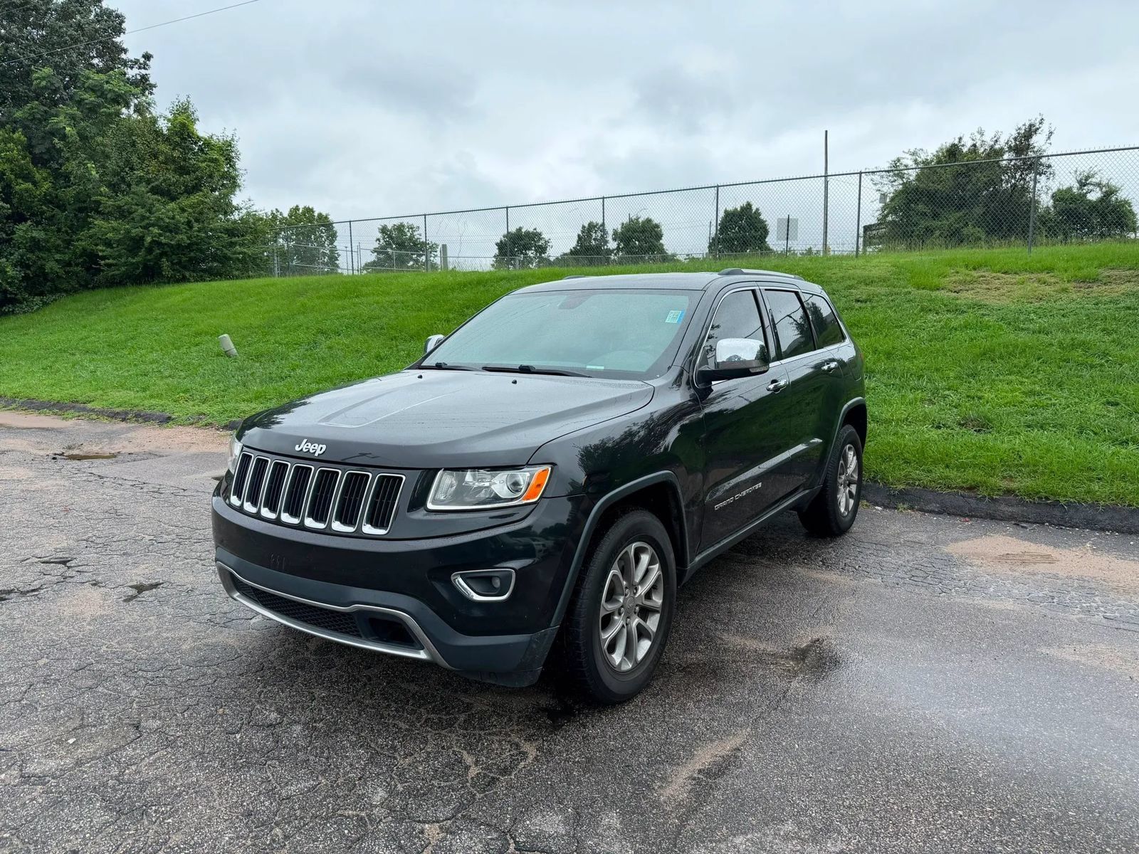 Used 2015 Jeep Grand Cherokee Limited AWD/4WD image 1