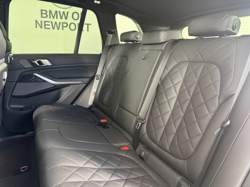 New 2026 BMW X5 xDrive40i w/ M Sport Package AWD/4WD image 15
