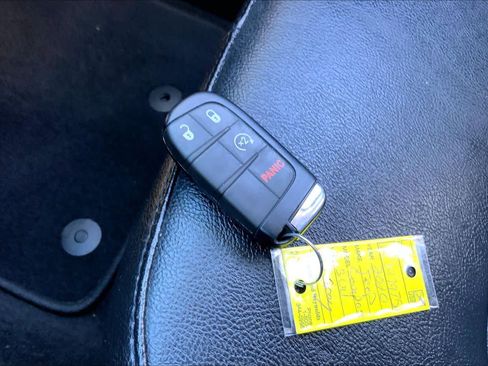 Used 2020 Jeep Compass Limited image 14