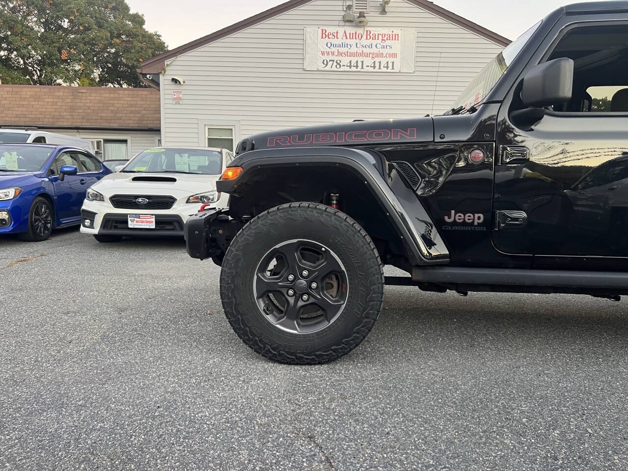 Used 2021 Jeep Gladiator Rubicon AWD/4WD image 39