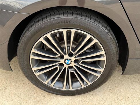 Used 2018 BMW 530i RWD image 20