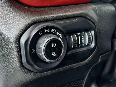 Used 2020 Jeep Gladiator Rubicon AWD/4WD image 10