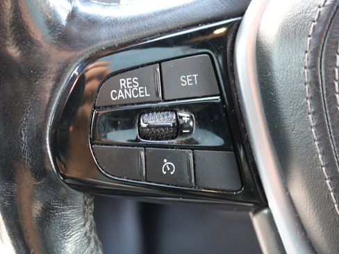 Used 2020 BMW 530i xDrive w/ Convenience Package image 24