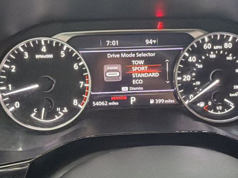 Used 2022 Nissan Pathfinder SL w/ SL Black Package FWD image 30