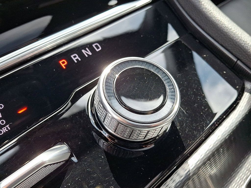 Used 2025 Jeep Grand Cherokee L Limited AWD/4WD image 18