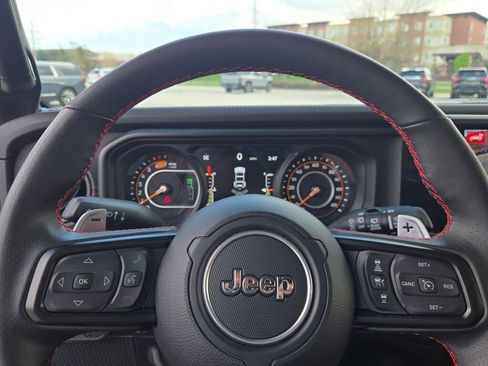 Used 2024 Jeep Wrangler Unlimited Rubicon 392 AWD/4WD image 32