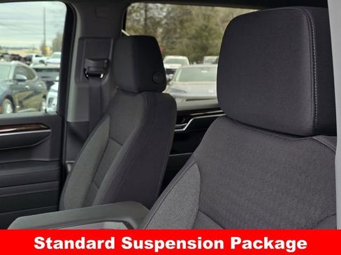 New 2026 GMC Sierra 1500 SLE w/ X31 Off-Road Package AWD/4WD image 17