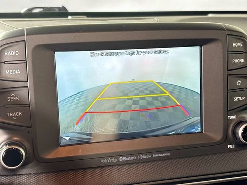 Used 2021 Hyundai Kona Limited AWD/4WD image 16