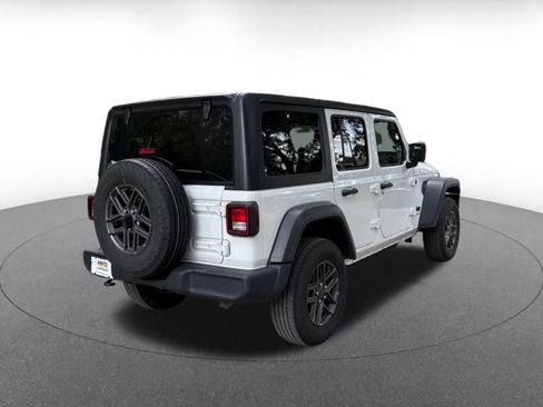 Used 2025 Jeep Wrangler Unlimited Sport AWD/4WD image 12