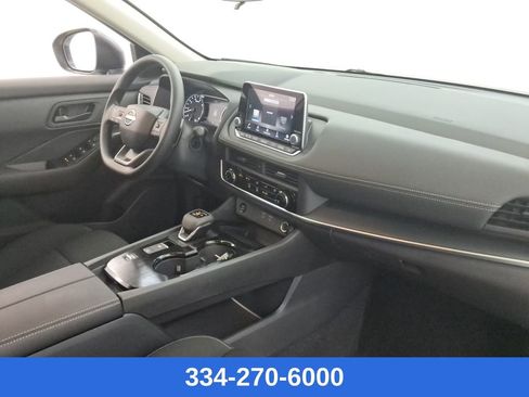 New 2026 Nissan Rogue S image 21