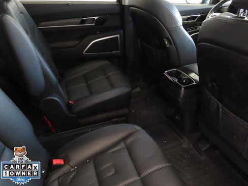 Used 2022 Kia Telluride EX w/ EX Premium Package image 28
