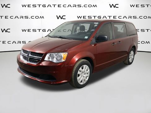 Used 2019 Dodge Grand Caravan SE image 1