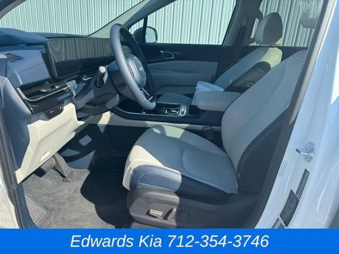 New 2026 Kia Carnival SX Prestige image 24