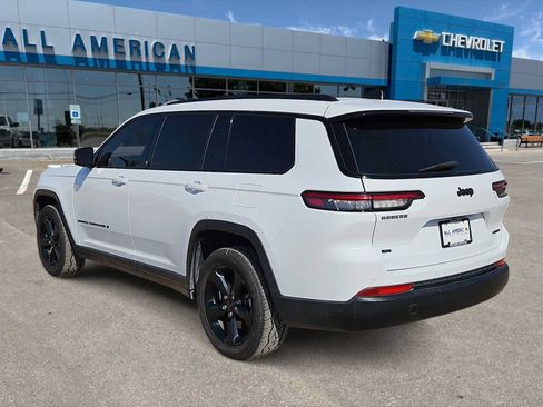 Used 2022 Jeep Grand Cherokee L Limited w/ Black Appearance Package RWD image 6