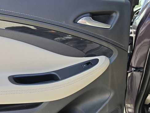 Used 2017 Buick Envision Preferred image 21