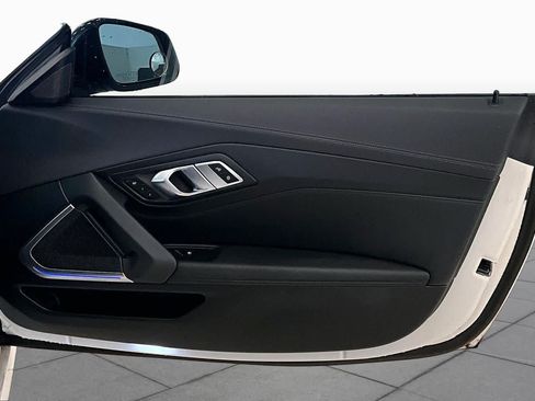 Used 2023 BMW Z4 sDrive30i w/ Shadowloine Package RWD image 18